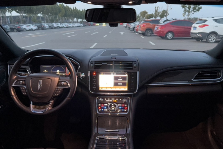 林肯大陆 2018款 2.0T 两驱尊雅版局部细节16