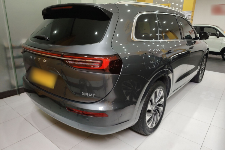 鸿蒙智行 问界M7 2024款 1.5T 后驱Plus版 5座车身外观7