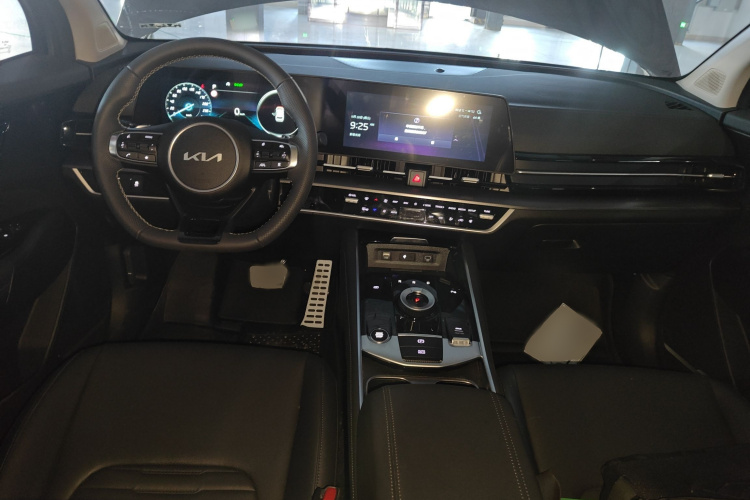 起亚 狮铂拓界 2023款 2.0T 两驱尊贵版中控内饰7002