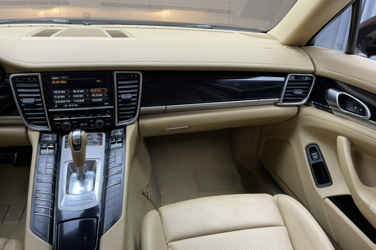 保时捷 2014款 Panamera 3.0T中控内饰7006