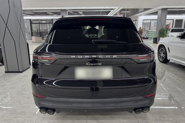 保时捷 2019款 Cayenne 3.0T车身外观6004