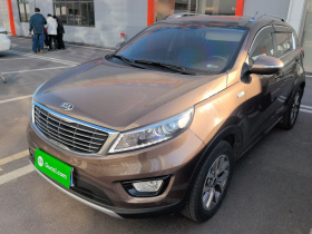 起亚 智跑 2015款 2.0L 手动两驱版GLS