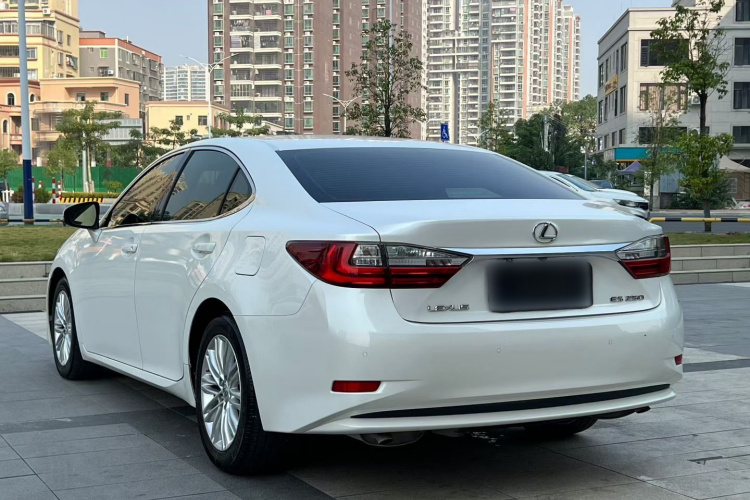 雷克萨斯ES 2015款 250 典雅版车身外观6006