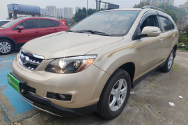 比亚迪S6 2014款 2.4L 自动尊贵型 7座