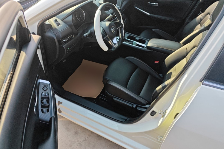 日产 轩逸 2021款 1.6L XL CVT悦享版中控内饰20