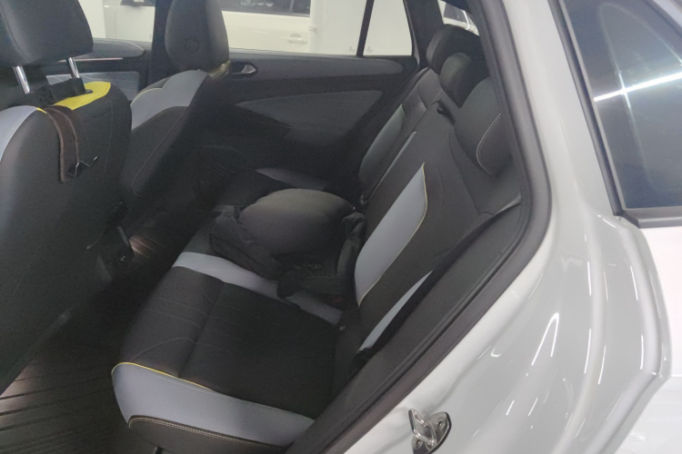 大众 ID.4 X 2025款 聪明款 出众版中控内饰7004