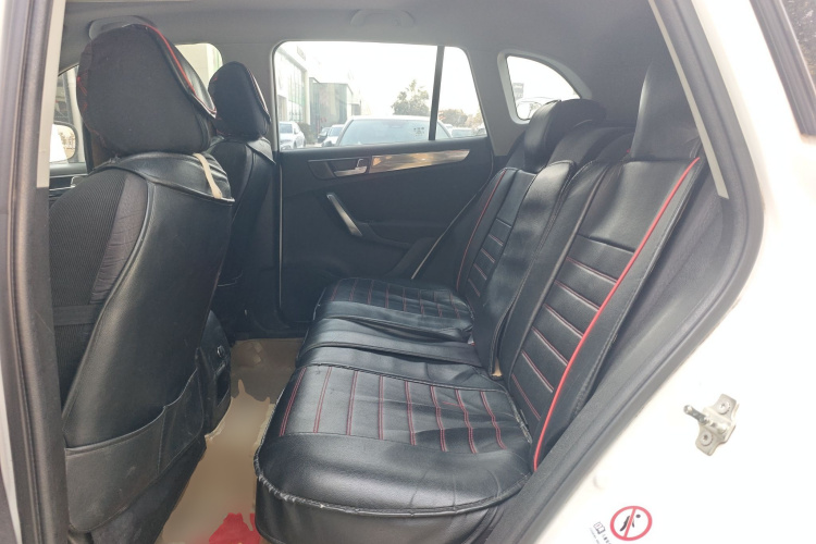 中华V5 2012款 1.5T 自动两驱运动型中控内饰21