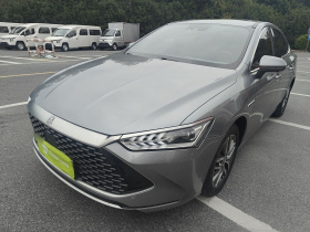 比亚迪 秦PLUS 2021款 DM-i 120KM 旗舰型