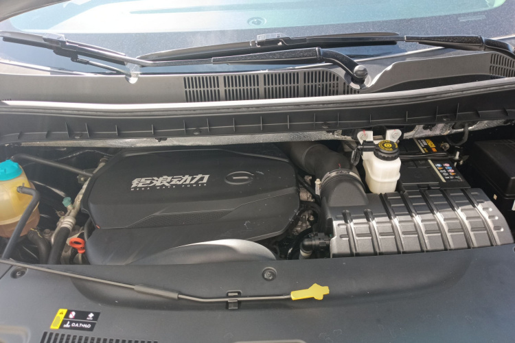 广汽传祺 传祺M8 2023款 领秀系列 390T 尊享版局部细节24