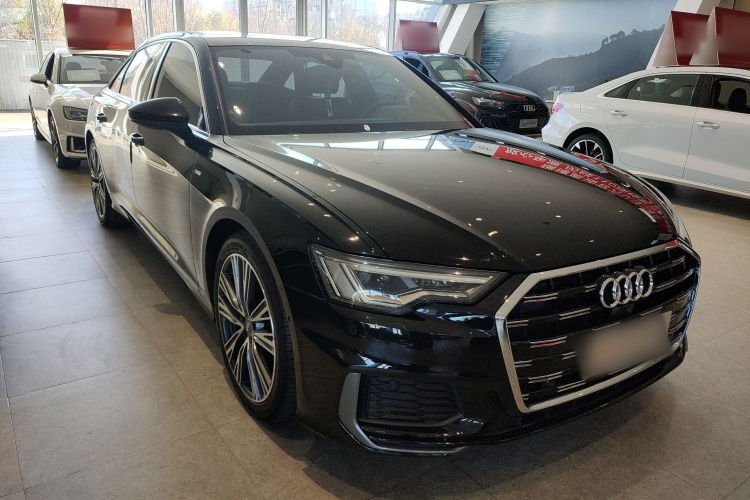 奥迪A6L 2022款 45 TFSI quattro 臻选动感型车身外观3