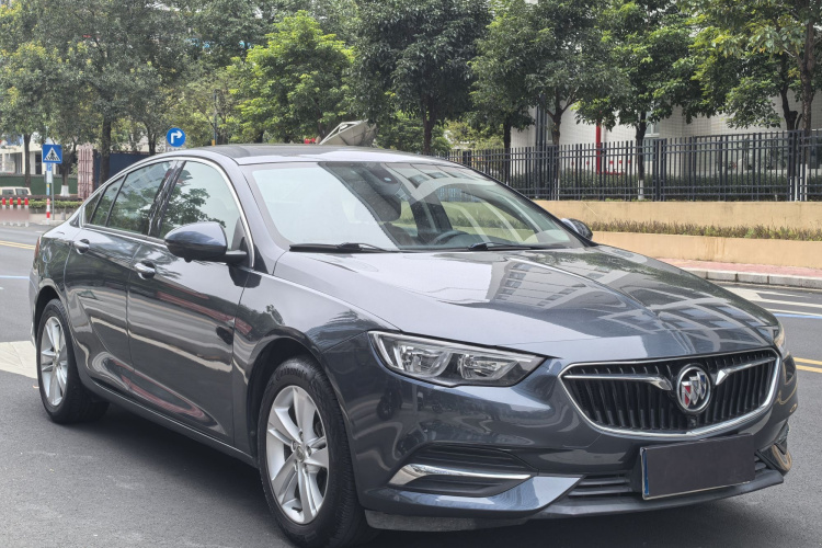 别克 君威 2019款 20T 精英型 国VI车身外观6005