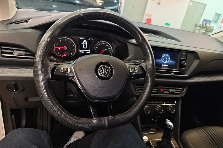 大众 途岳 2019款 280TSI 两驱风尚版 国V中控内饰12