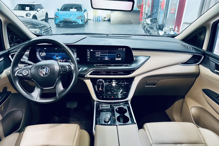 别克GL8 2021款 ES陆尊 653T 豪华型中控内饰7015