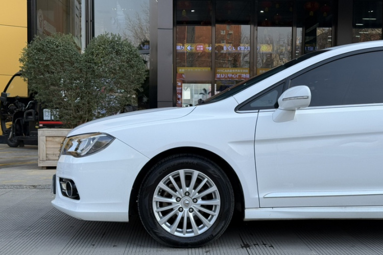 长城C50 2014款 升级版 1.5T 手动时尚型车身外观6002