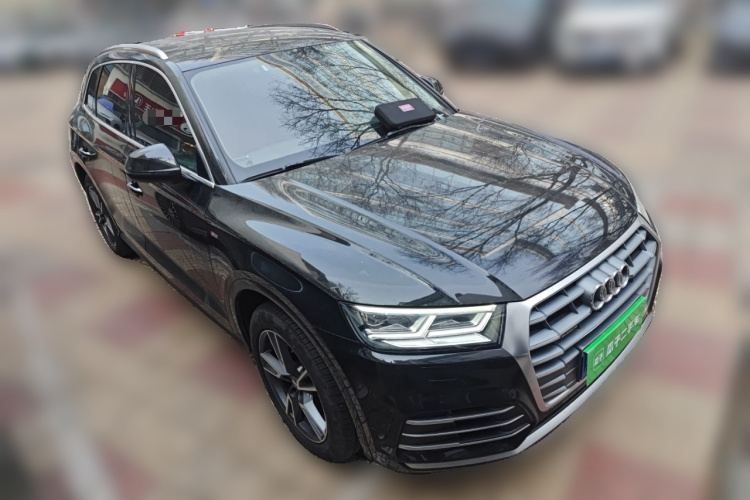 奥迪Q5L 2020款 改款 40 TFSI 荣享时尚型车身外观3