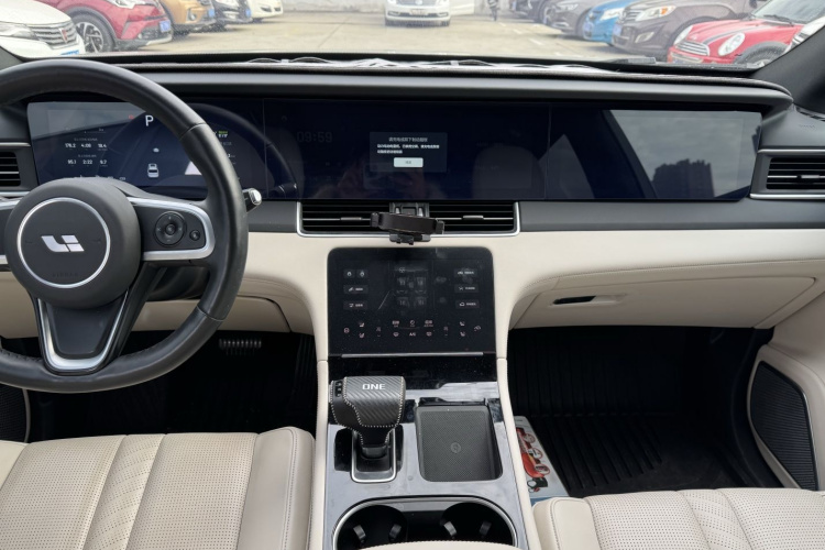 理想汽车 理想ONE 2020款 增程6座版局部细节16