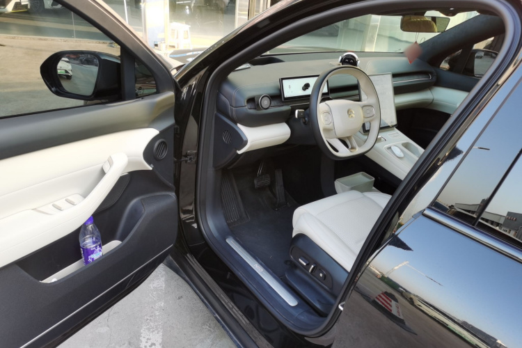 蔚来ES6 2024款 75kWh中控内饰20