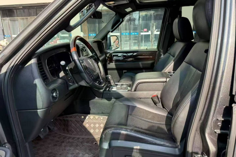 林肯 领航员 2016款 3.5T AWD中控内饰7006