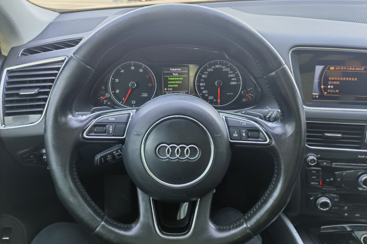 奥迪Q5 2017款 40 TFSI 技术型局部细节13