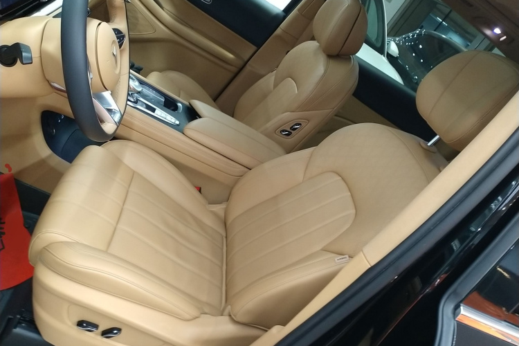 岚图汽车 岚图梦想家 2024款 PHEV 超长续航卓越版中控内饰19