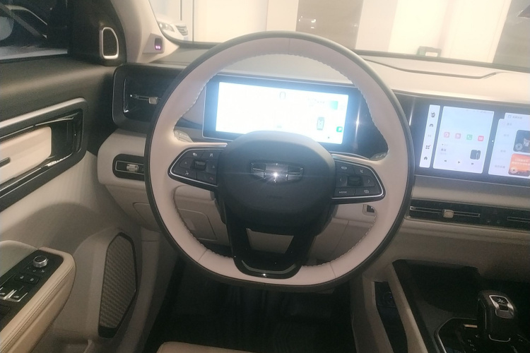 吉利汽车 吉利icon 2023款 1.5TD 巧克力醇臻版局部细节13