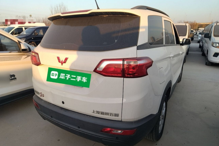 五菱汽车 五菱宏光S3 2019款 1.5L 手动标准型 国VI车身外观6005