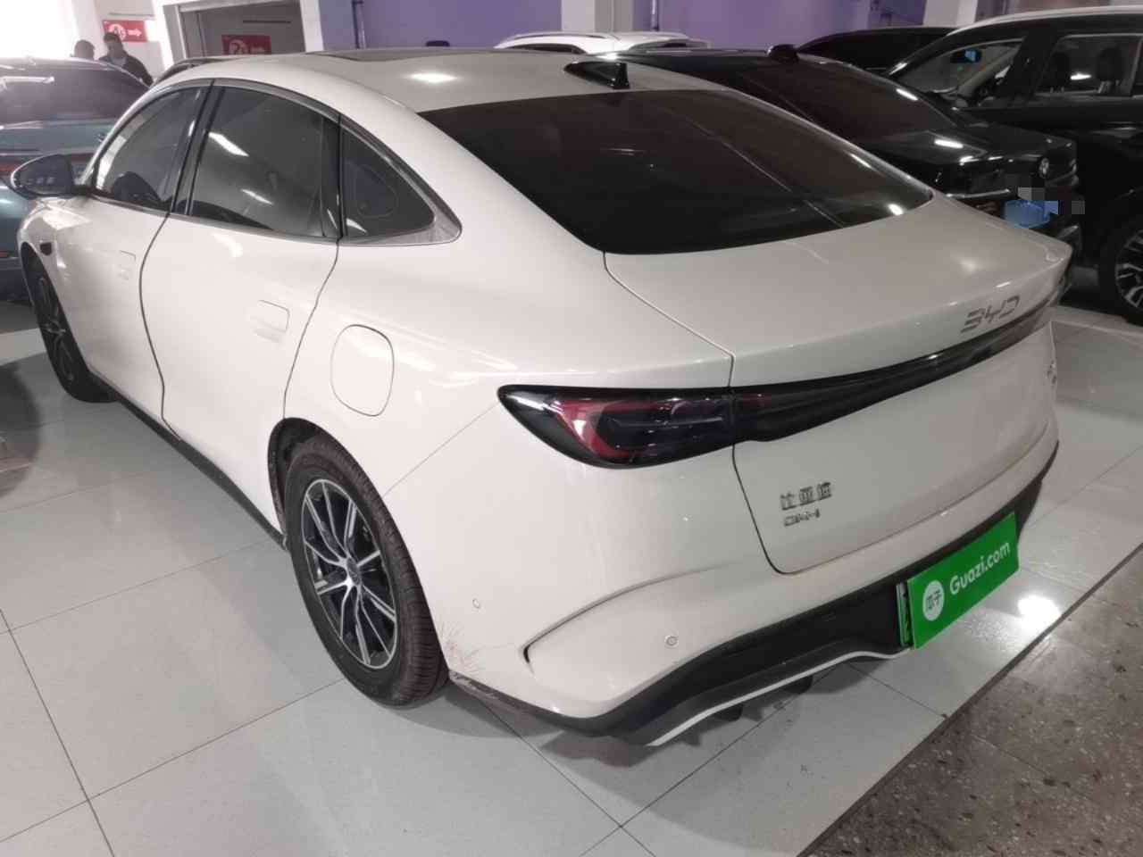 比亚迪 海豹06新能源 2025款 DM-i 智驾版 120KM尊荣型(3)
