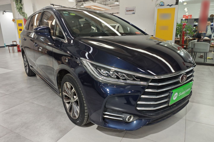 比亚迪 宋MAX 2019款 1.5T 自动智联睿逸型 6座 国V车身外观3