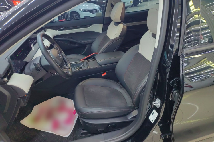 福特 蒙迪欧 2022款 改款 EcoBoost 245 豪华型中控内饰19