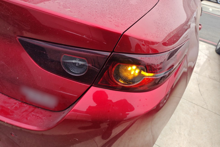 马自达3 昂克赛拉 2020款 2.0L 自动质炫版车身外观9