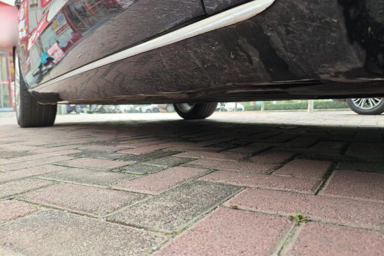 奥迪A8 2016款 A8L 45 TFSI quattro舒适型局部细节9001