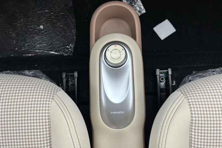 五菱汽车 宏光MINIEV 2025款 四门版 进阶款局部细节18