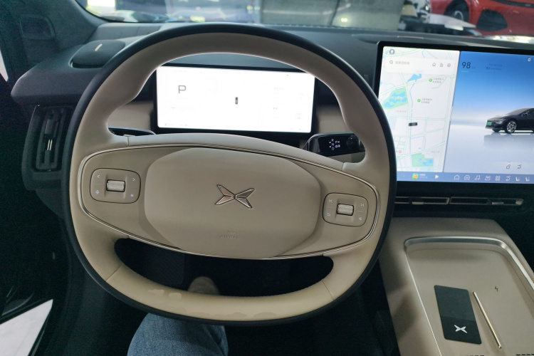 小鹏P7+ 2024款 超长续航 Max中控内饰13