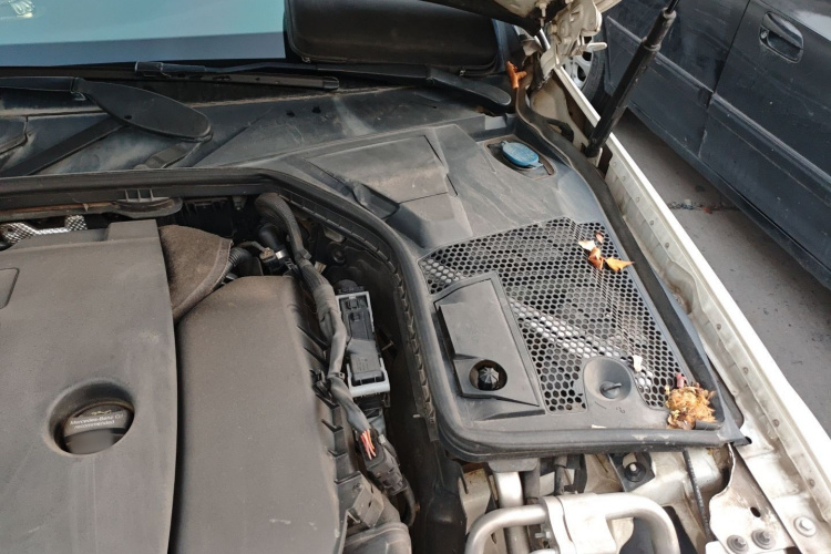 奔驰C级 2019款 C 260 运动版局部细节9007