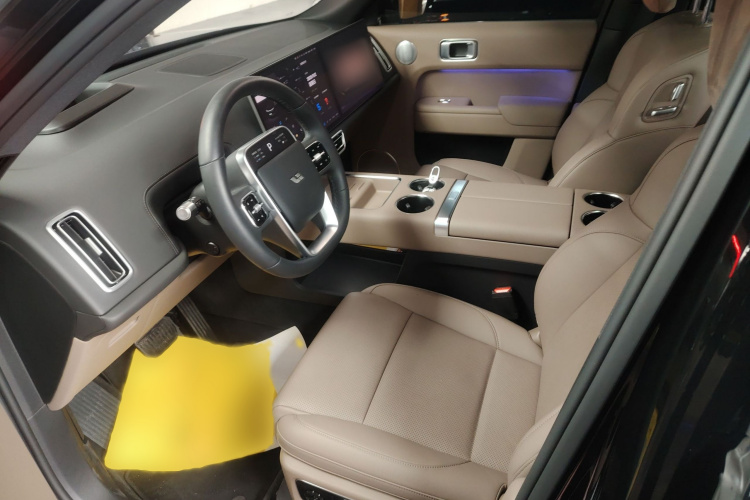 理想汽车 理想L8 2025款 Max 智能焕新版局部细节19