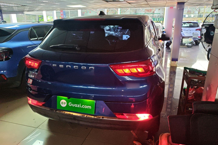 东风风光 风光500 2021款 1.5L CVT优享型车身外观7