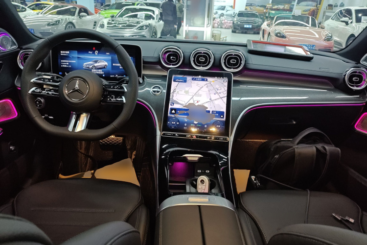 奔驰C级 2025款 改款 C 260 L 运动版中控内饰7002