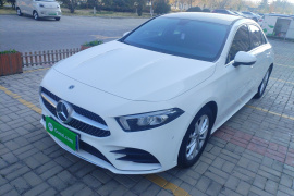 奔驰A级 2022款 改款 A 200 L 运动轿车动感型