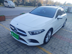 奔驰A级 2022款 改款 A 200 L 运动轿车动感型