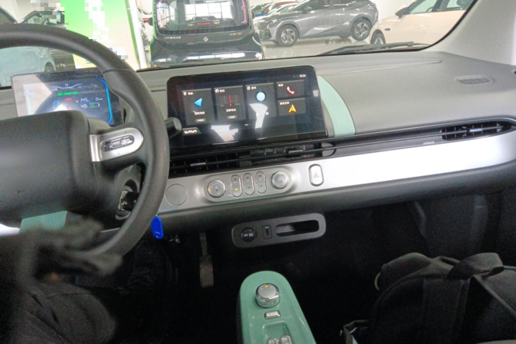长安启源 长安Lumin 2022款 301km 蜜甜款中控内饰12