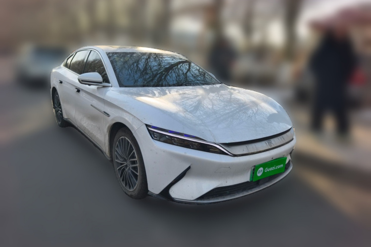 比亚迪 汉 2020款 EV 超长续航版豪华型车身外观3