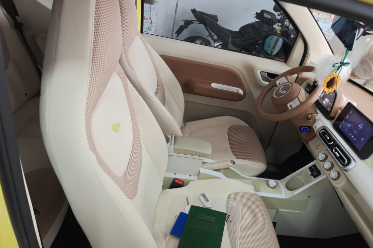 五菱汽车 宏光MINIEV 2024款 第三代 215km 进阶版局部细节41