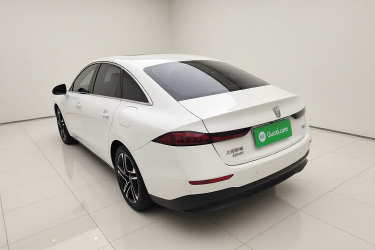 荣威D7 2023款 DMH 125km 旗舰版车身外观5