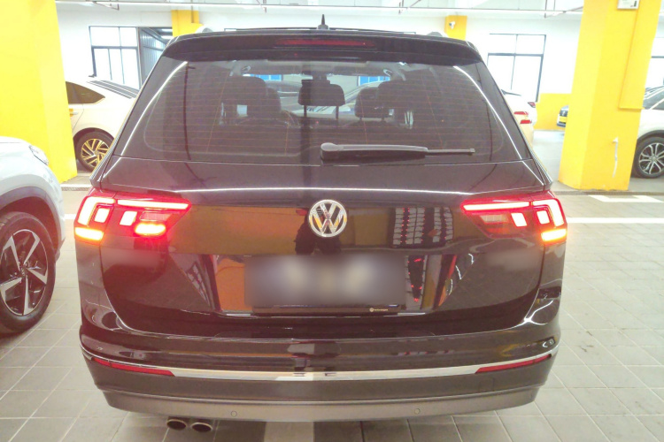 大众 途观L 2019款 改款 330TSI 自动两驱智动豪华版 国VI车身外观6004