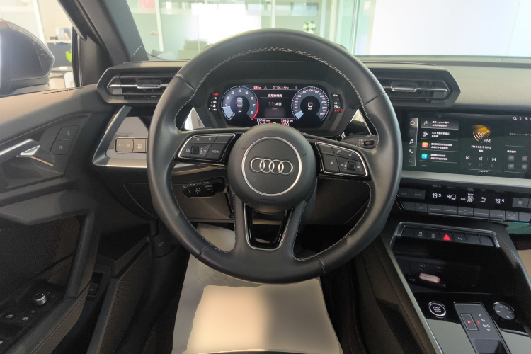 奥迪A3 2023款 改款 A3L Limousine 35 TFSI 时尚运动型局部细节13