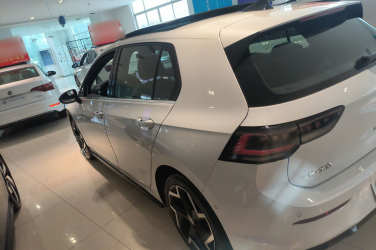 大众 高尔夫 2025款 300TSI R-Line车身外观6003