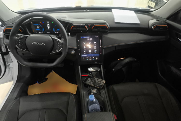 东风风神 奕炫 2024款 1.5L 自动劲速版中控内饰7002