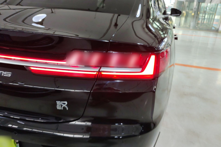 比亚迪 汉 2020款 EV 超长续航版豪华型车身外观9