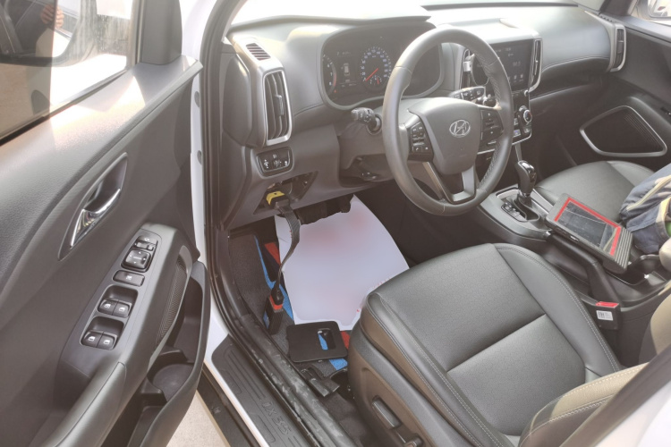 北京现代ix35 2019款 2.0L 自动两驱智勇·畅享版 国VI中控内饰20