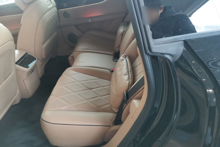 鸿蒙智行 享界S9 2025款 增程 Ultra中控内饰7004